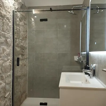 Apartment House Palac Premantura
